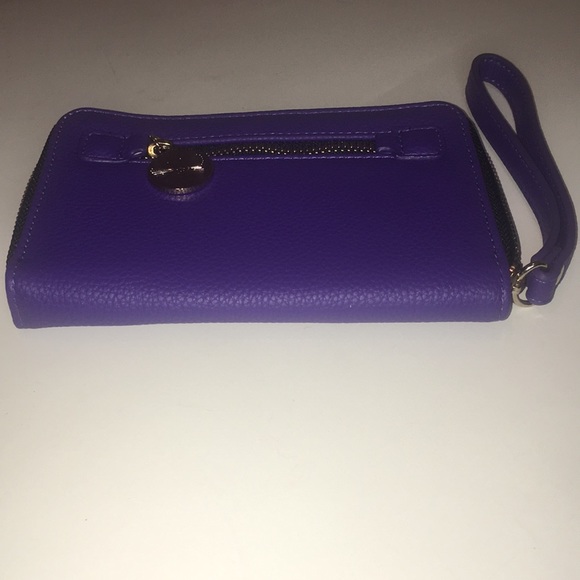 SOLD: Avon Deep Purple Wristlet w/ Gold Butterfly Emblem - Picture 10 of 11